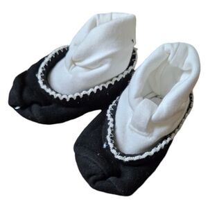 Kate Spade New York Black & White Bow Sock Knit Crib Shoes Girls Newborn 0-3M NB